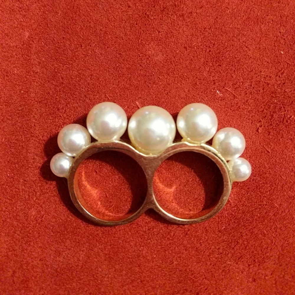Two finger ring